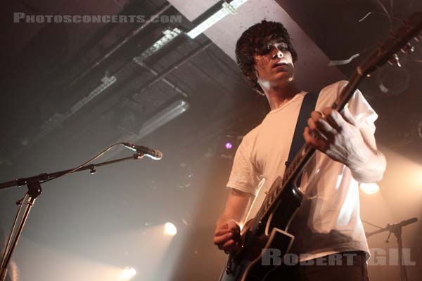 CLOUD CONTROL - 2011-03-01 - PARIS - La Maroquinerie - 